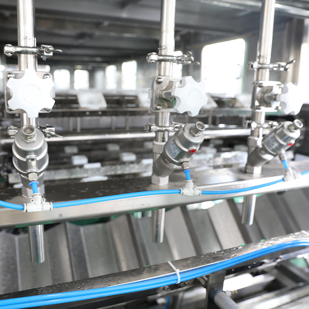 PLC 5 Gallon Water Bottling Machine Plant Equipment with 304 pump